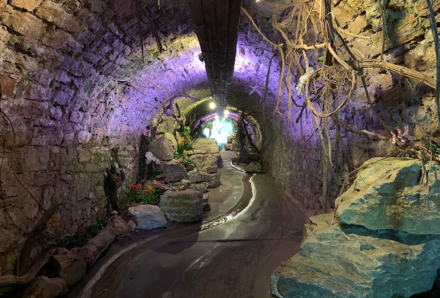 Tunnel im Sardischen Garten im Blühenden Barock Ludwigsburg