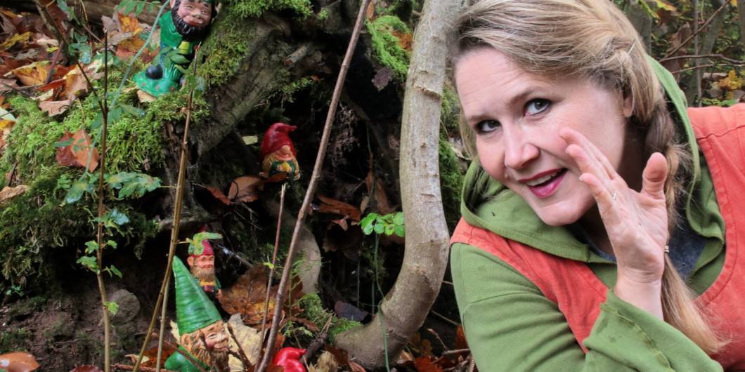 Unterwegs im Wald bei der Märchenführung