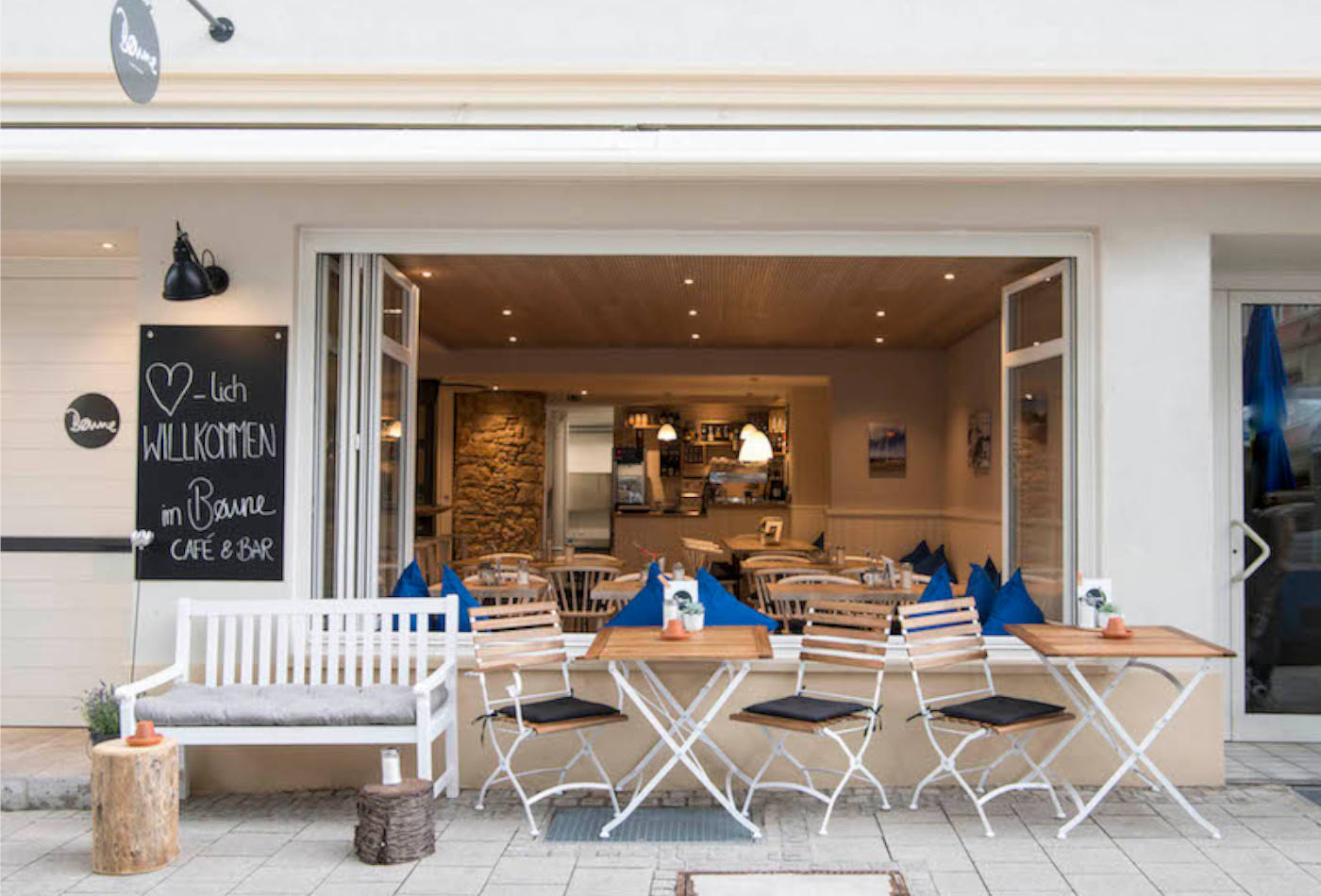 Außenbereich eines Café